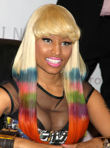 what is nicki minaj real hair color. Nicki Minaj went on the super